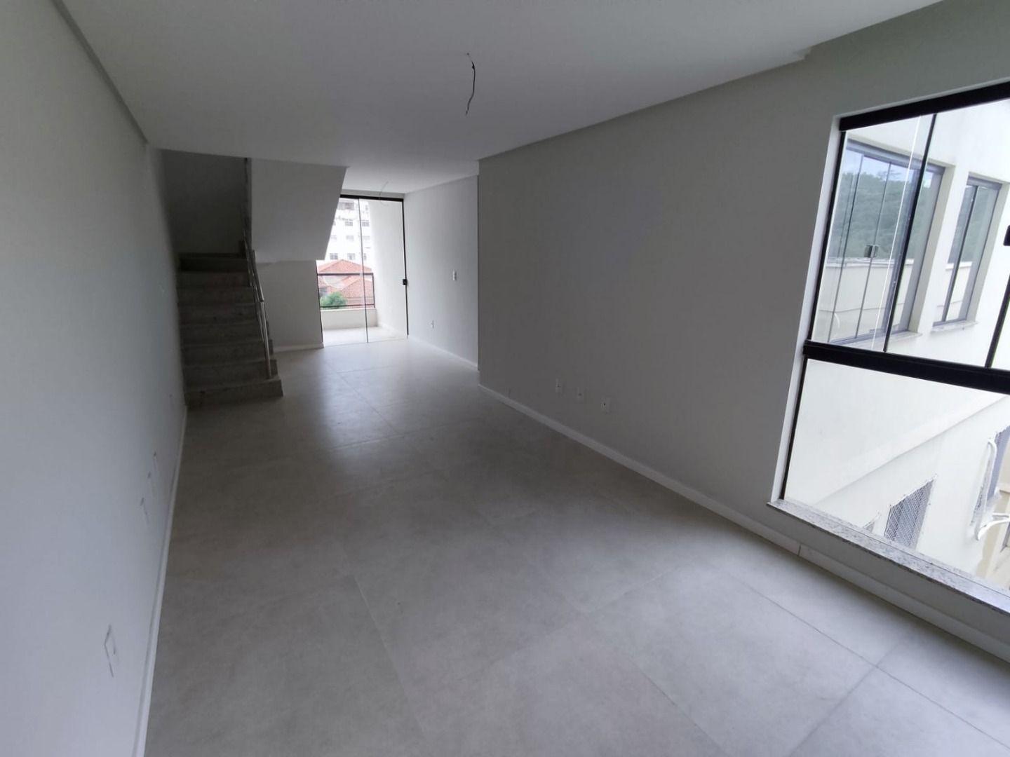 Cobertura à venda com 5 quartos, 180m² - Foto 3