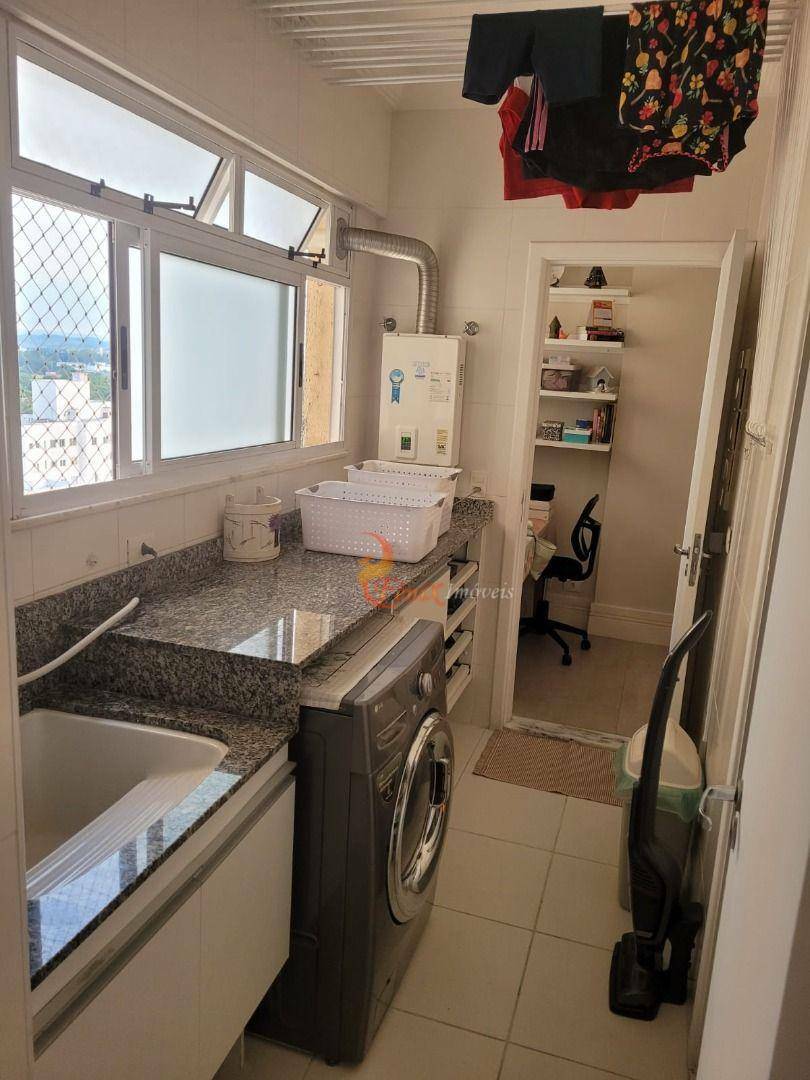 Apartamento à venda com 3 quartos, 156m² - Foto 22