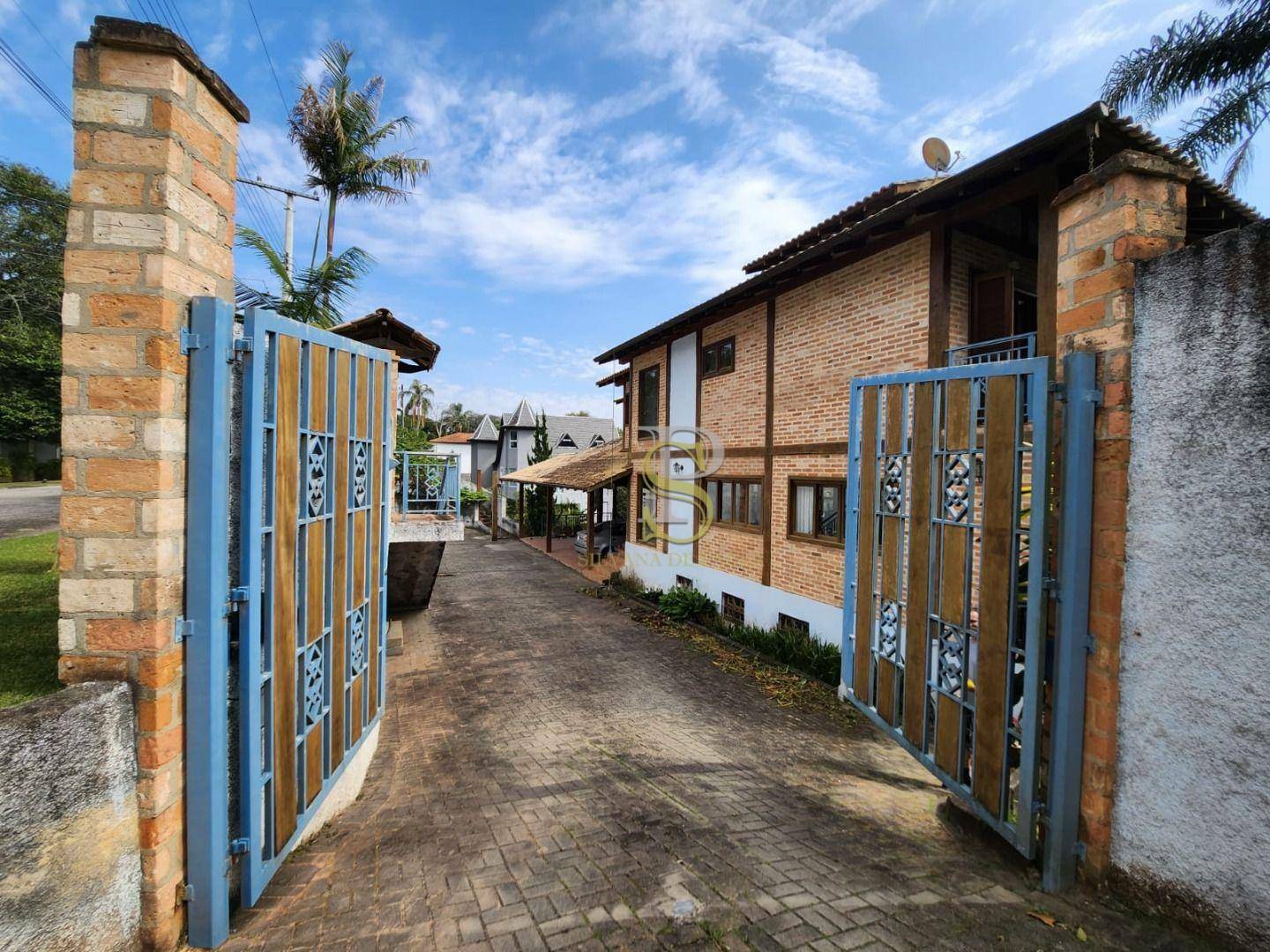 Casa de Condomínio à venda com 5 quartos, 468m² - Foto 2