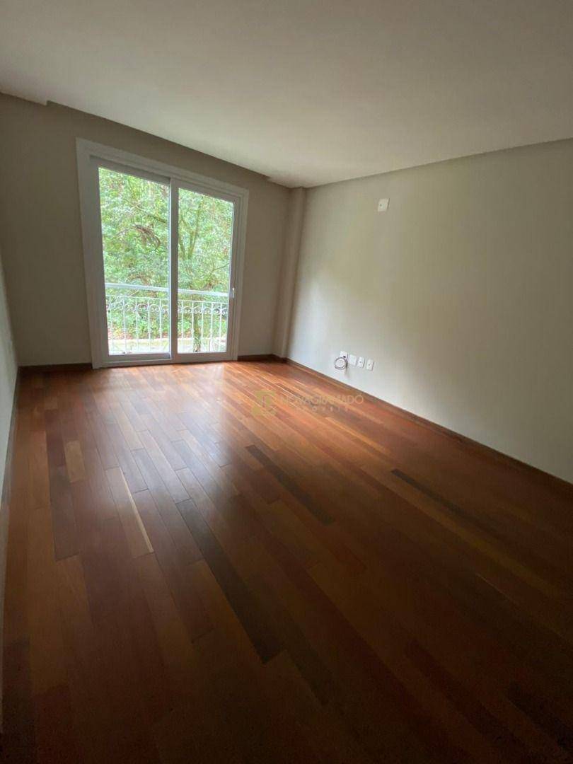 Apartamento à venda com 3 quartos, 172m² - Foto 7