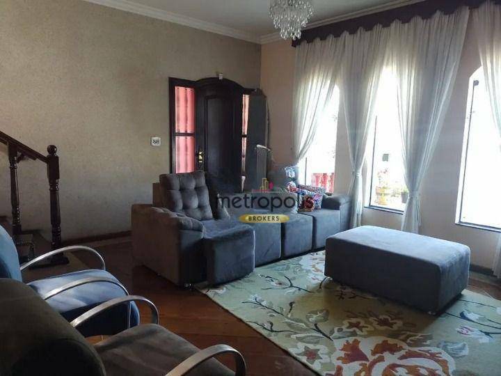 Sobrado à venda com 3 quartos, 315m² - Foto 1