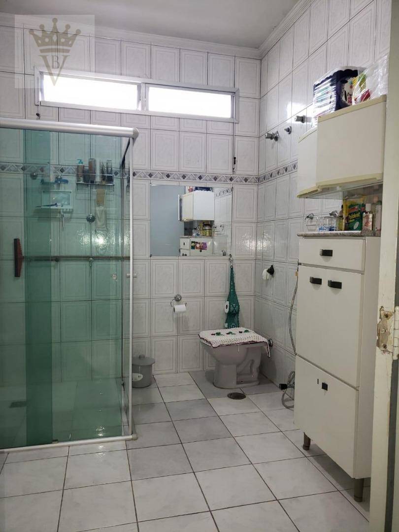 Sobrado à venda e aluguel com 3 quartos, 340m² - Foto 18