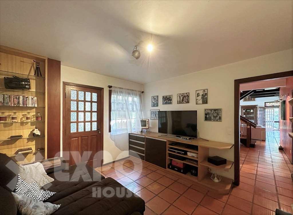 Casa à venda com 5 quartos, 982m² - Foto 14