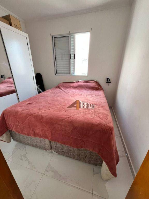 Apartamento à venda com 2 quartos, 45m² - Foto 4