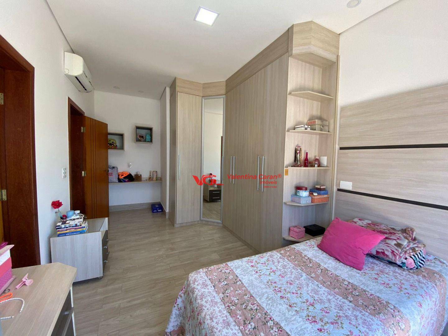 Casa de Condomínio à venda com 4 quartos, 385m² - Foto 14