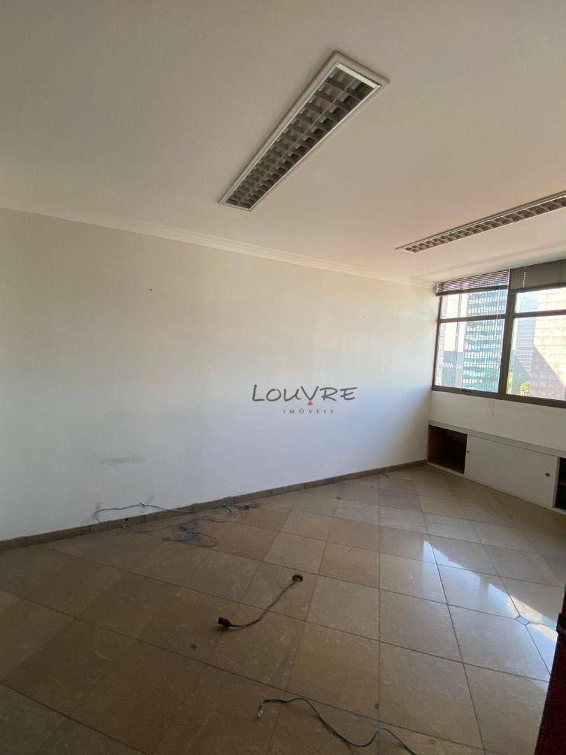 Prédio Inteiro à venda e aluguel, 300m² - Foto 17