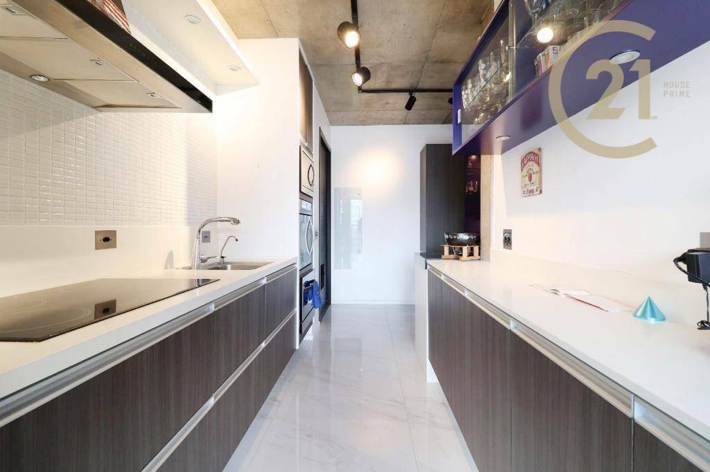 Apartamento à venda com 2 quartos, 74m² - Foto 29