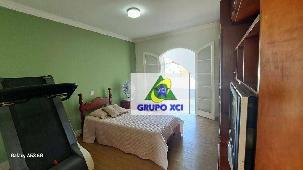 Casa para alugar com 4 quartos, 800m² - Foto 44