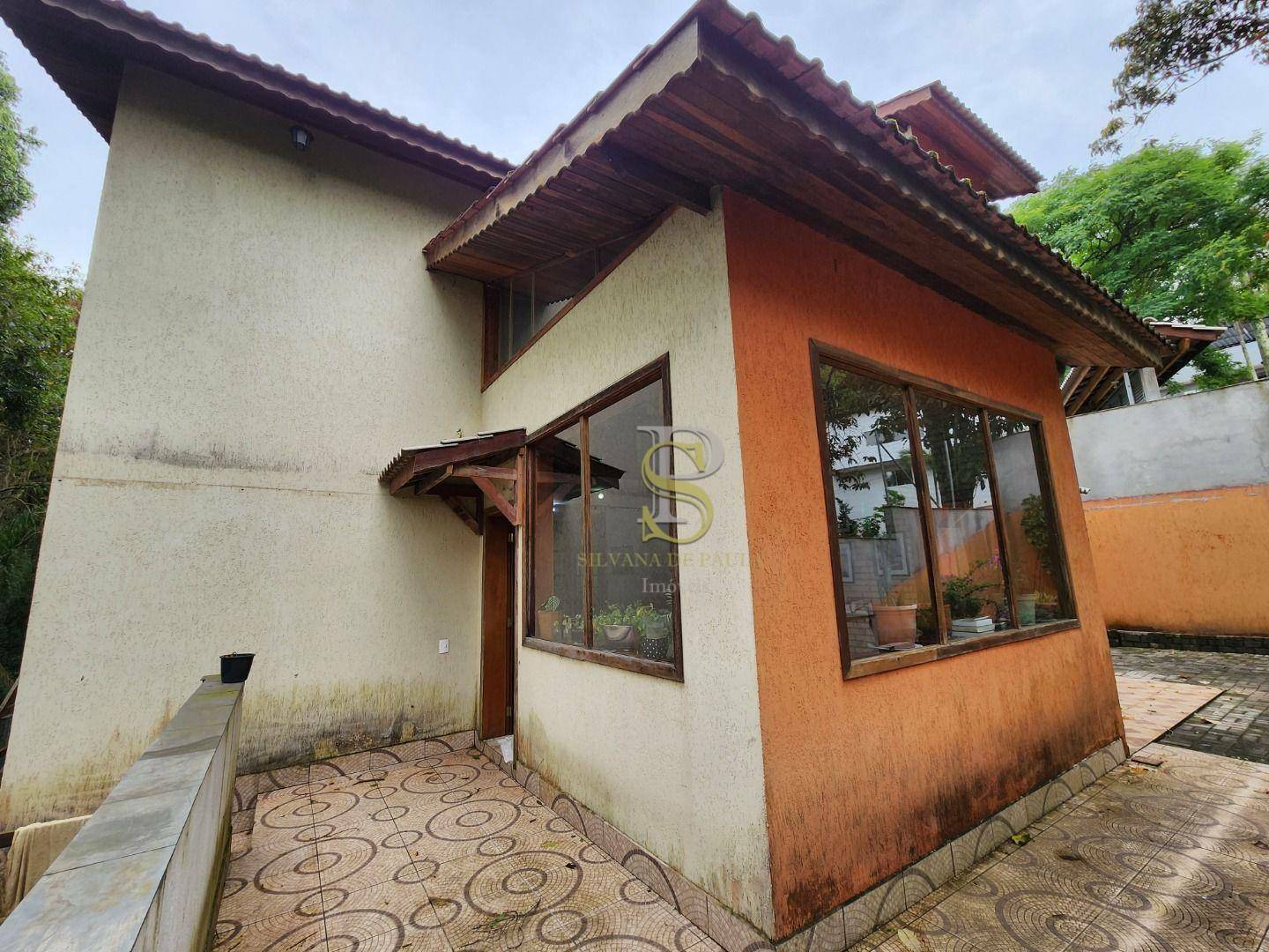 Casa de Condomínio à venda com 4 quartos, 320m² - Foto 4