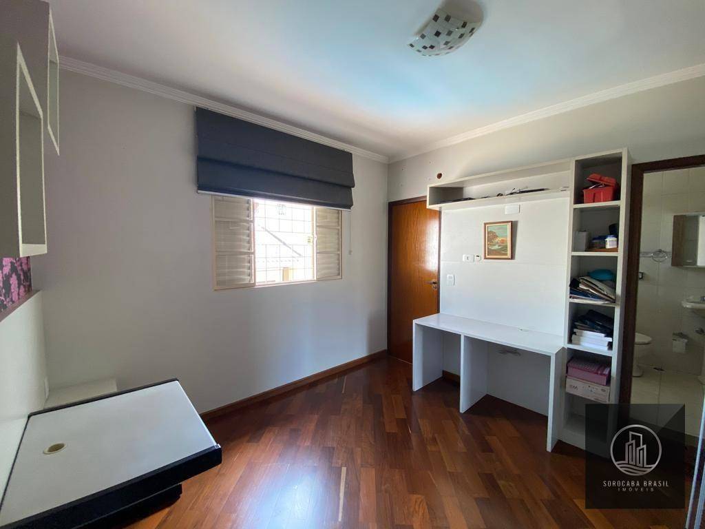 Casa à venda com 3 quartos, 310m² - Foto 12