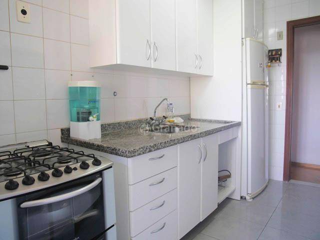 Apartamento à venda com 3 quartos, 82m² - Foto 8