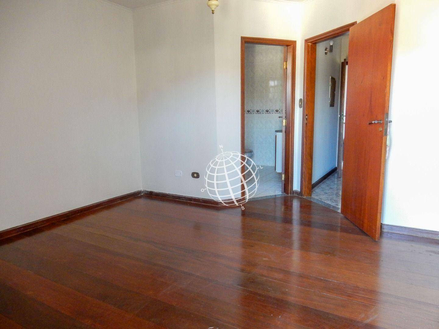 Casa para alugar com 4 quartos, 358m² - Foto 28