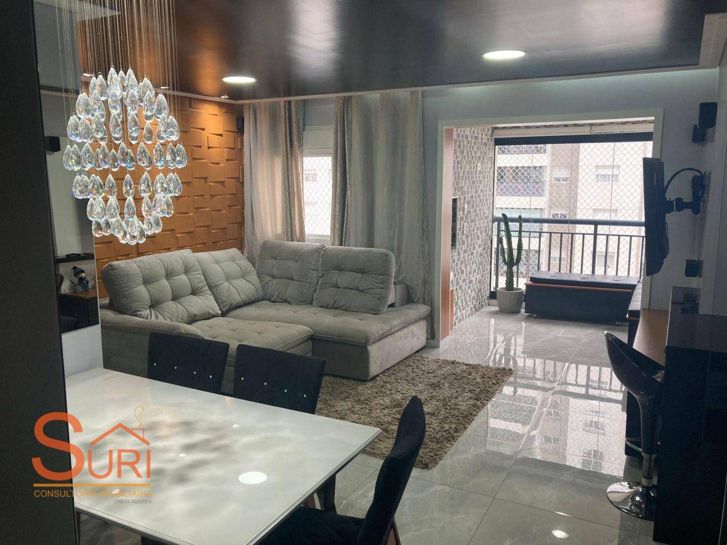 Apartamento à venda com 2 quartos, 70m² - Foto 1