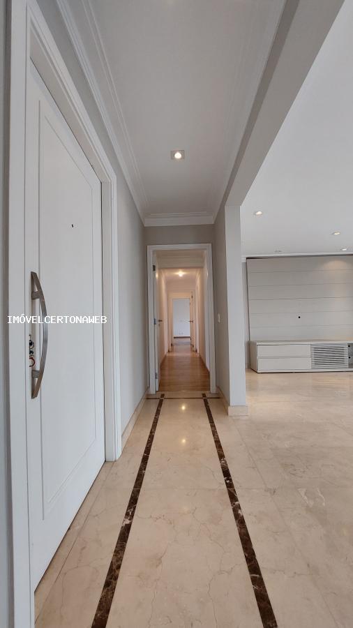 Apartamento à venda com 4 quartos, 238m² - Foto 31