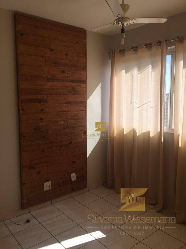 Apartamento à venda com 2 quartos, 60m² - Foto 3