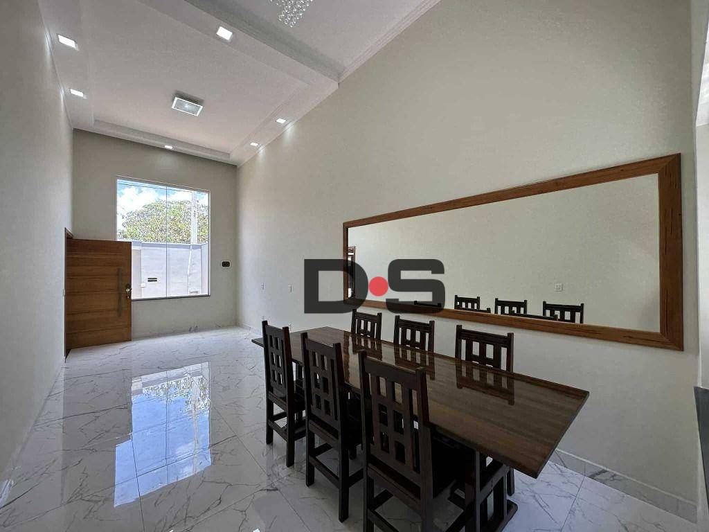 Casa à venda com 3 quartos, 120m² - Foto 2