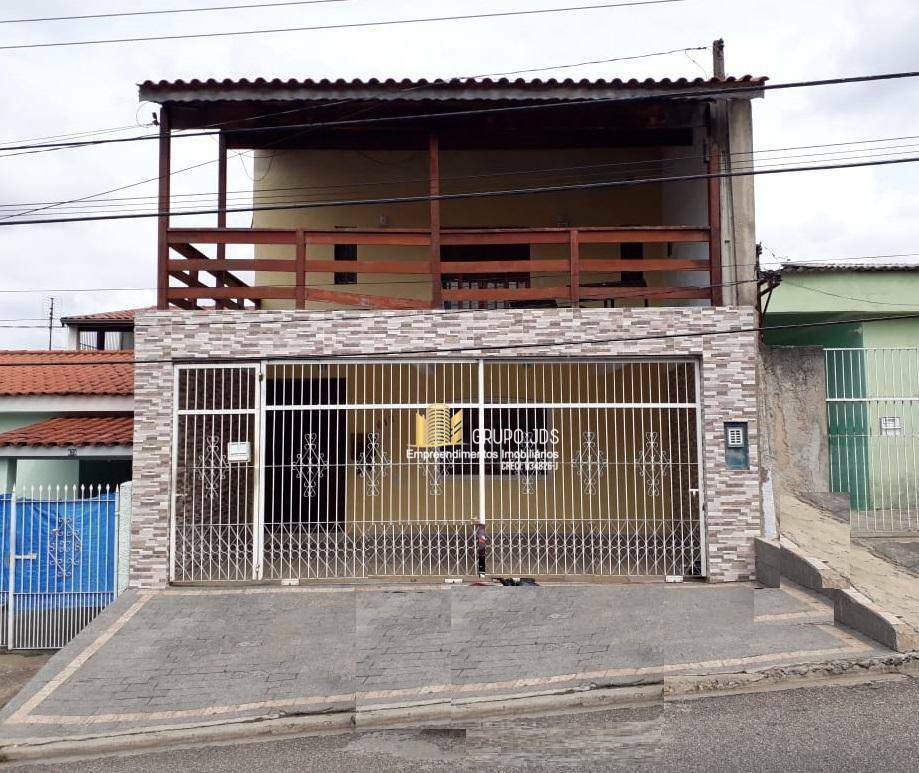 Casa à venda com 3 quartos, 200m² - Foto 1