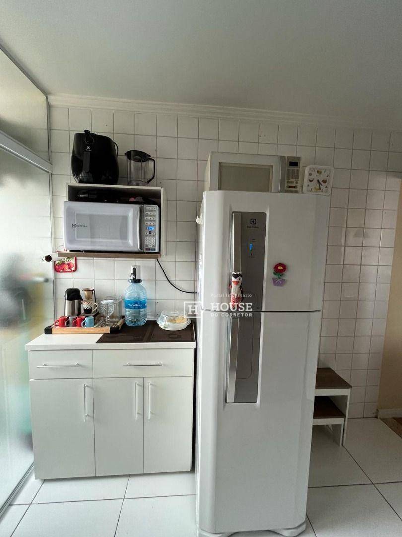 Apartamento à venda com 2 quartos, 53m² - Foto 13