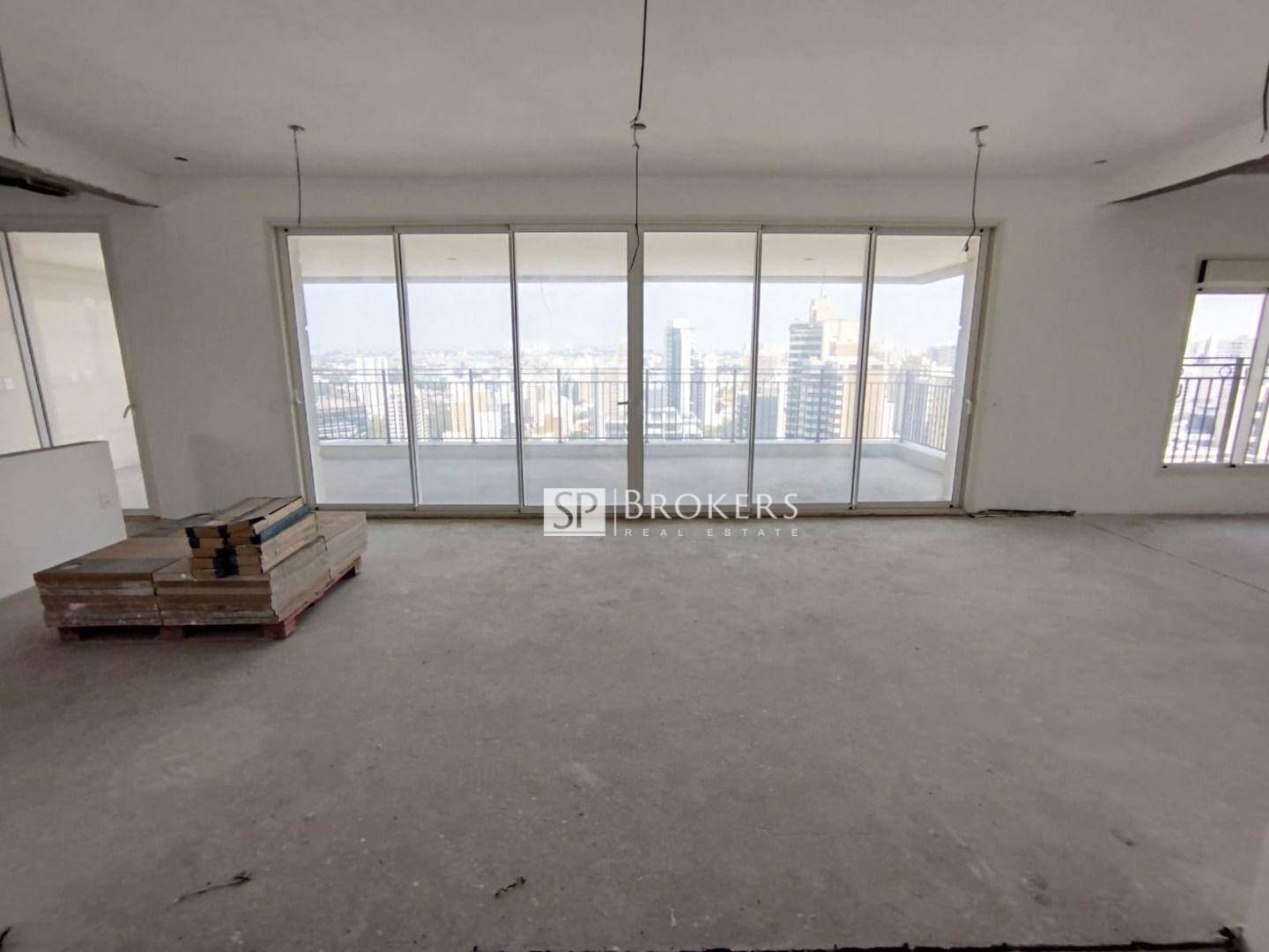 Apartamento à venda com 3 quartos, 256m² - Foto 5