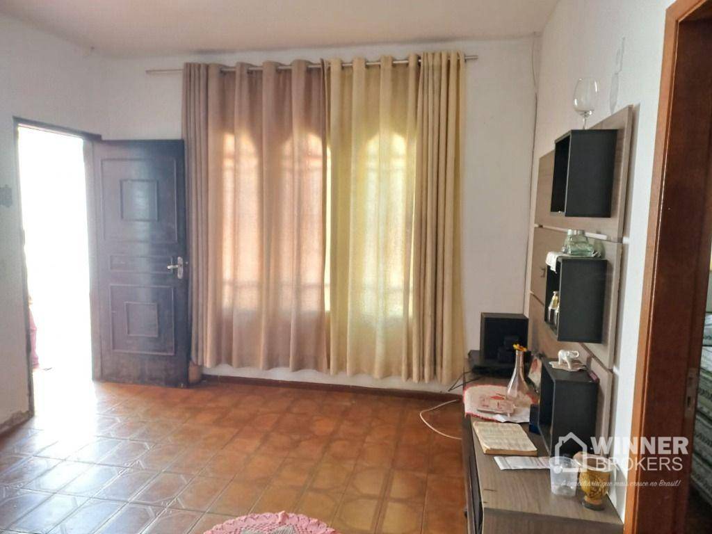 Casa à venda com 3 quartos, 175m² - Foto 5