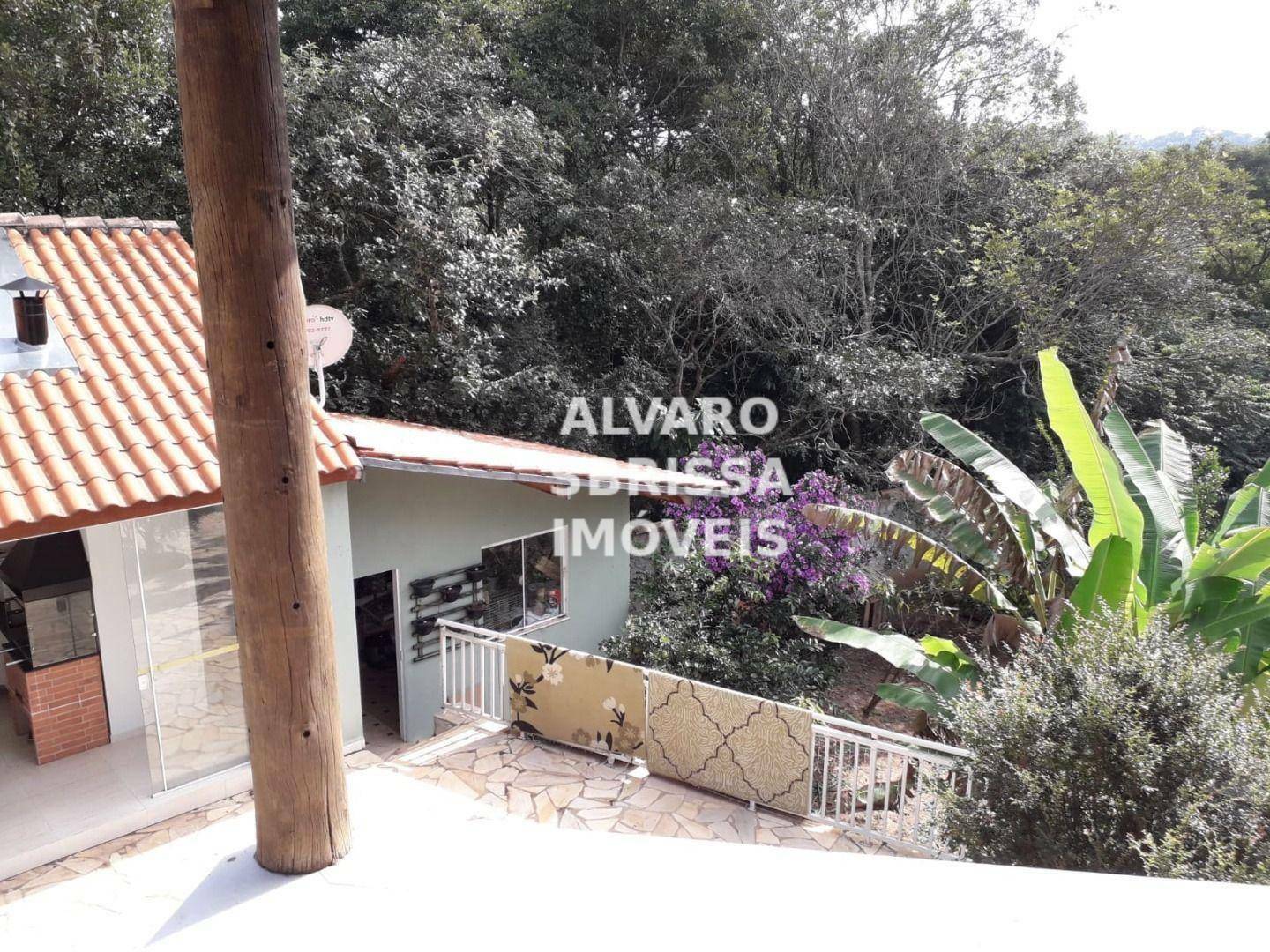 Casa de Condomínio à venda com 3 quartos, 277m² - Foto 1