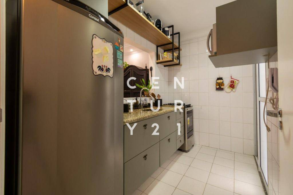 Apartamento à venda com 2 quartos, 55m² - Foto 18