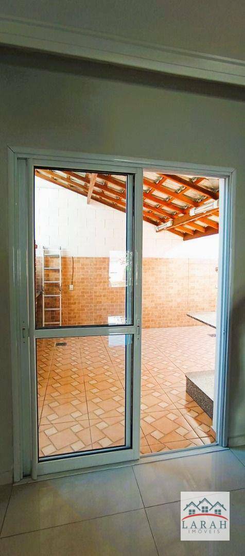 Casa de Condomínio para alugar com 3 quartos, 113m² - Foto 6