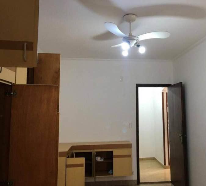 Casa para alugar com 3 quartos, 300m² - Foto 25