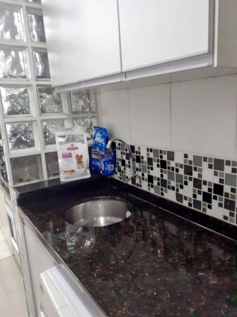 Apartamento à venda com 3 quartos, 79m² - Foto 29