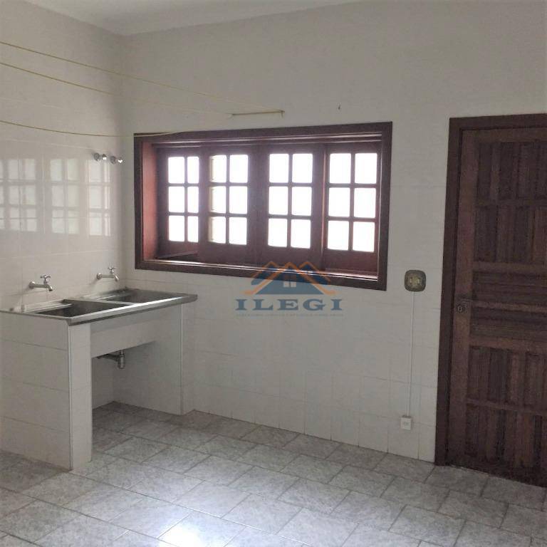 Casa de Condomínio à venda com 4 quartos, 389m² - Foto 14