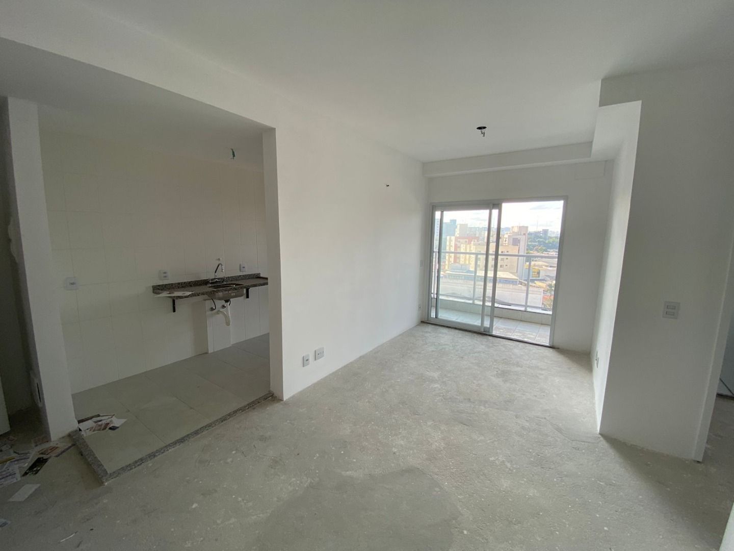 Apartamento à venda com 2 quartos, 63m² - Foto 1