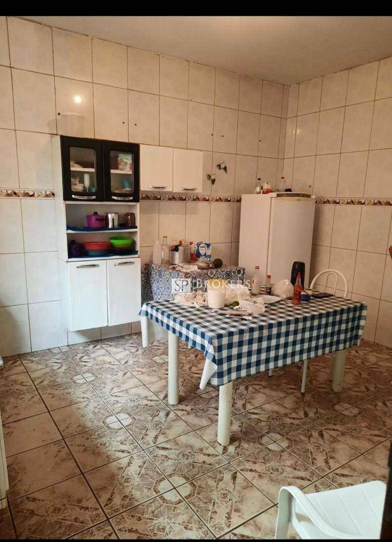 Casa à venda com 3 quartos, 150m² - Foto 2