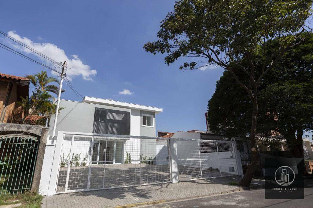 Sobrado à venda e aluguel com 4 quartos, 240m² - Foto 1