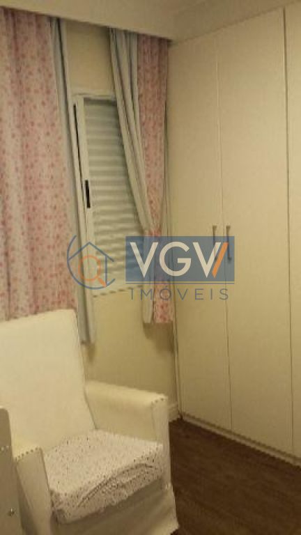 Apartamento à venda com 3 quartos, 82m² - Foto 7