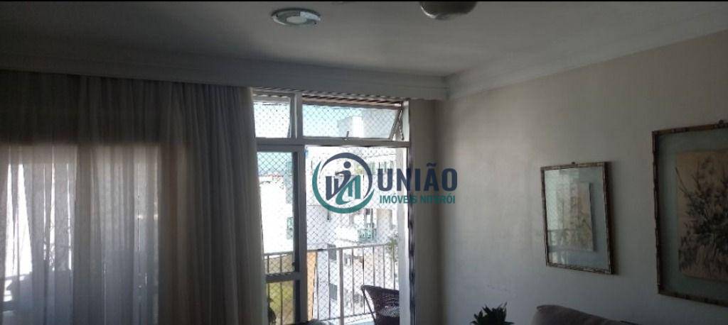 Apartamento à venda com 3 quartos, 140m² - Foto 7