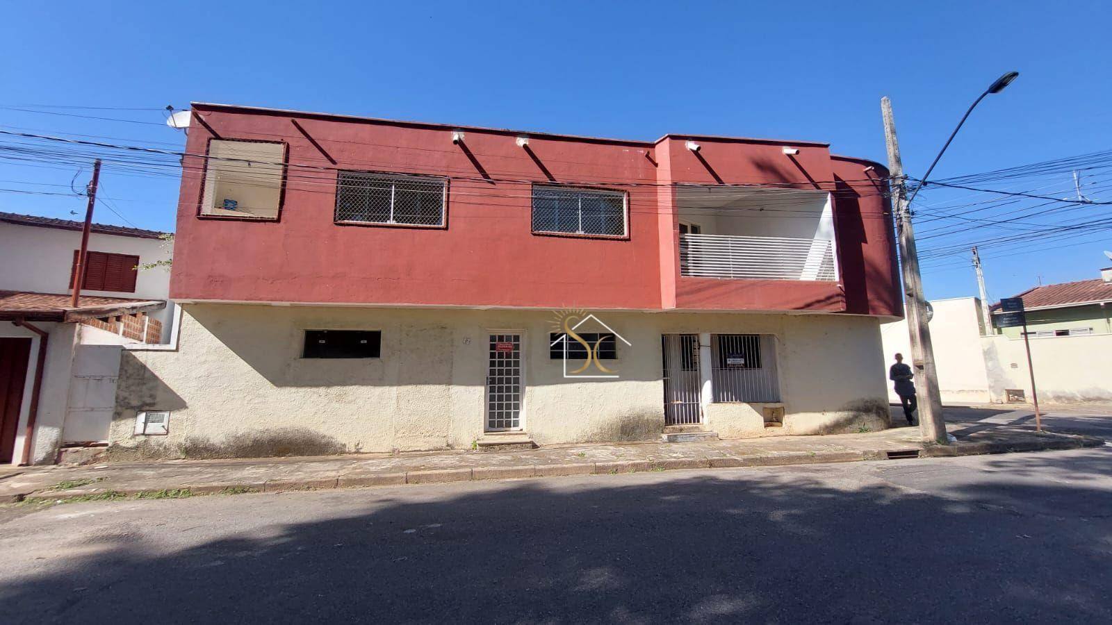 Casa para alugar com 2 quartos, 130m² - Foto 1