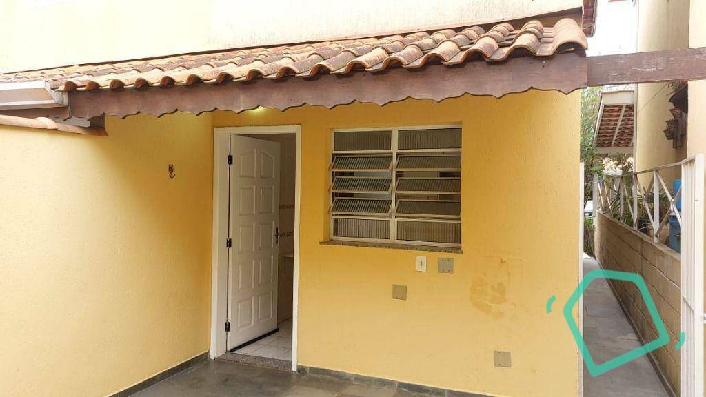 Casa de Condomínio para alugar com 2 quartos, 70m² - Foto 9