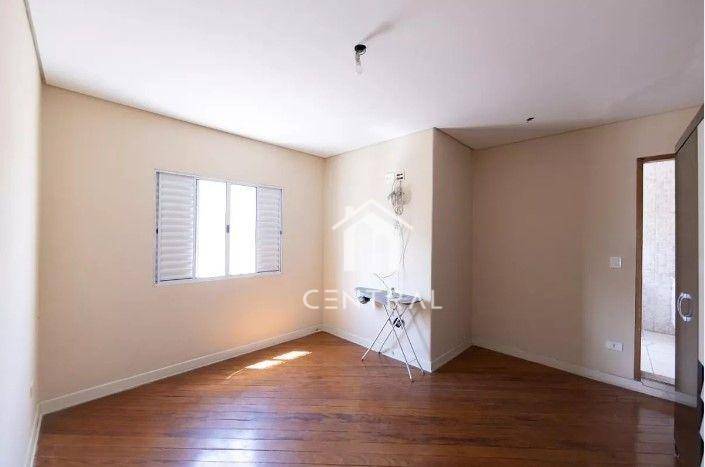 Sobrado para alugar com 2 quartos, 250m² - Foto 17