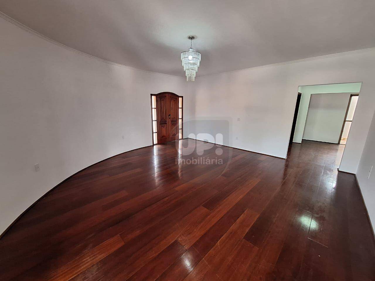 Casa à venda com 3 quartos, 379m² - Foto 18