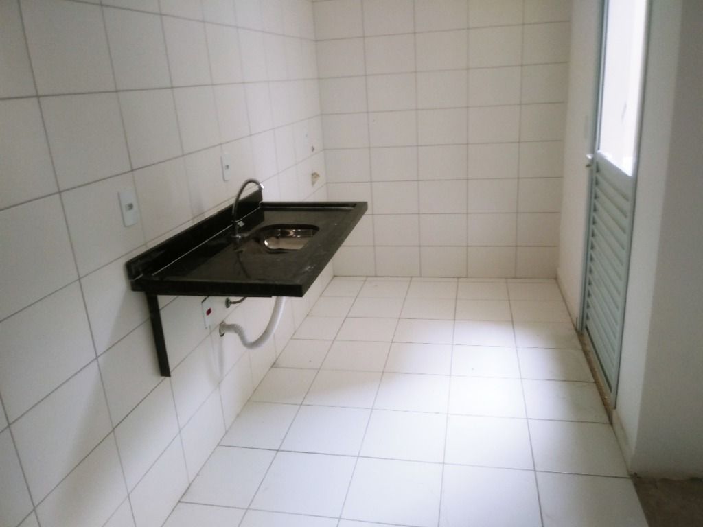 Apartamento à venda com 2 quartos, 42m² - Foto 14