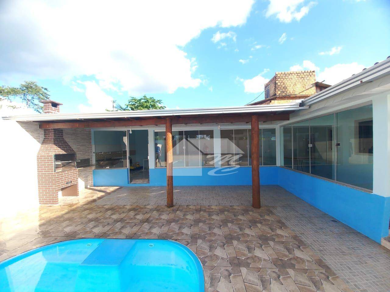 Casa, 3 quartos, 200 m² - Foto 1