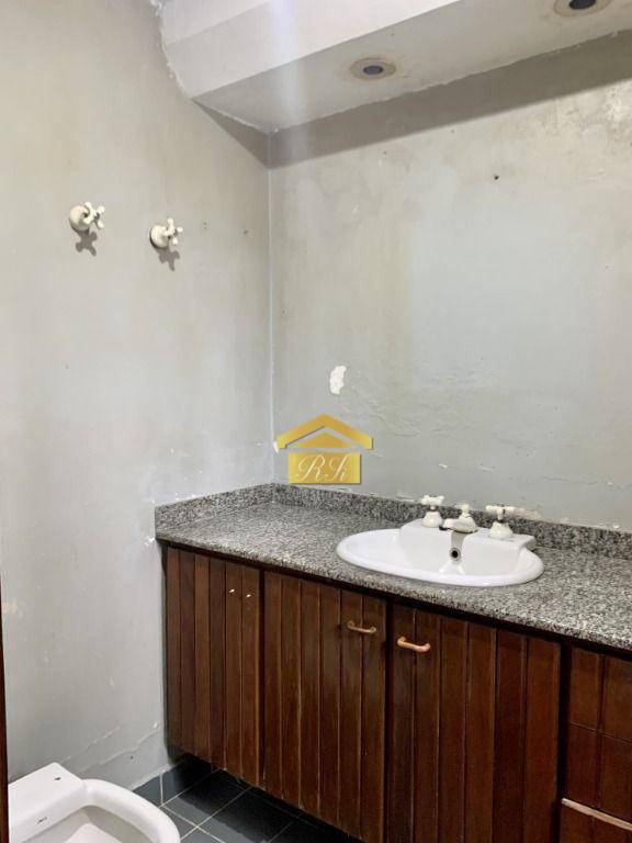 Sobrado para alugar com 3 quartos, 181m² - Foto 13