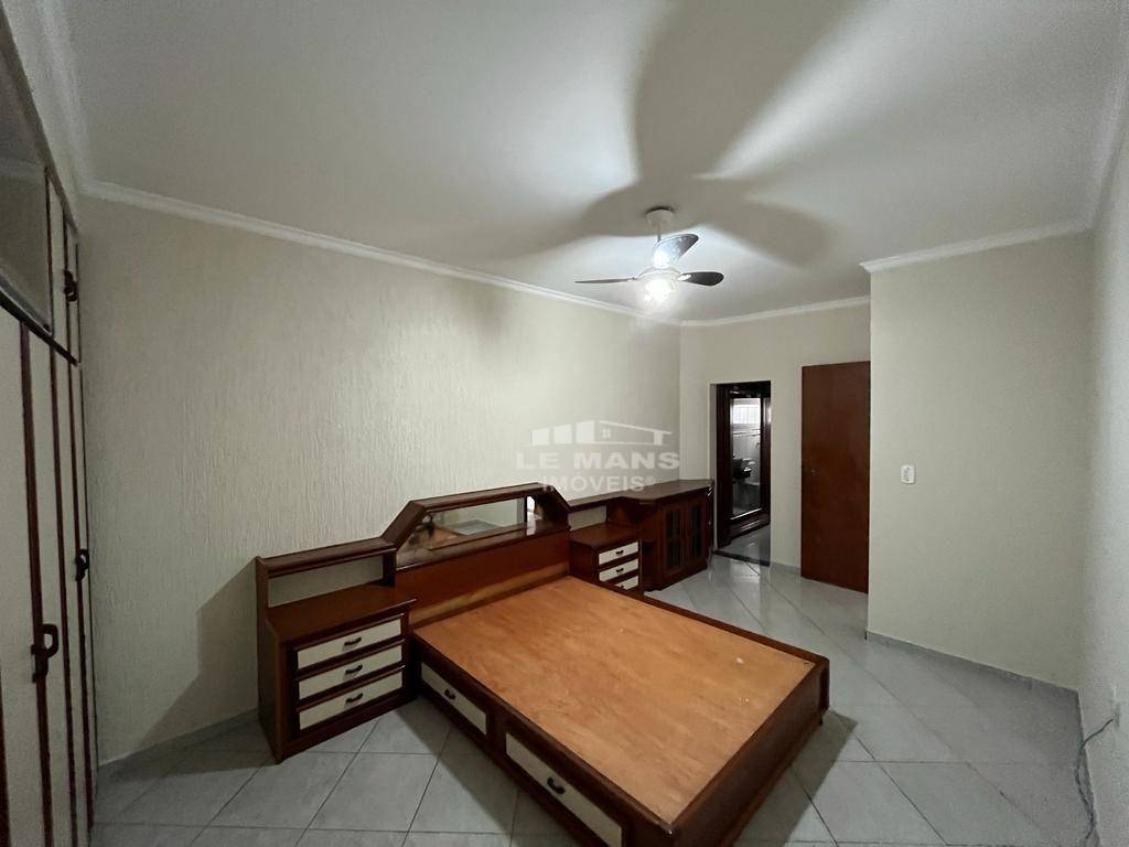 Casa à venda com 2 quartos, 136m² - Foto 17