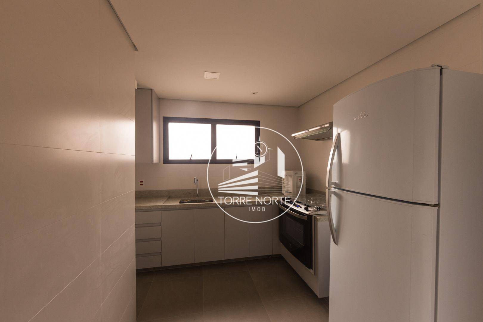 Apartamento à venda com 3 quartos, 188m² - Foto 23