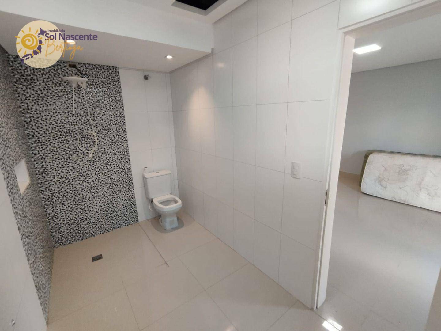 Casa à venda com 4 quartos, 180m² - Foto 10