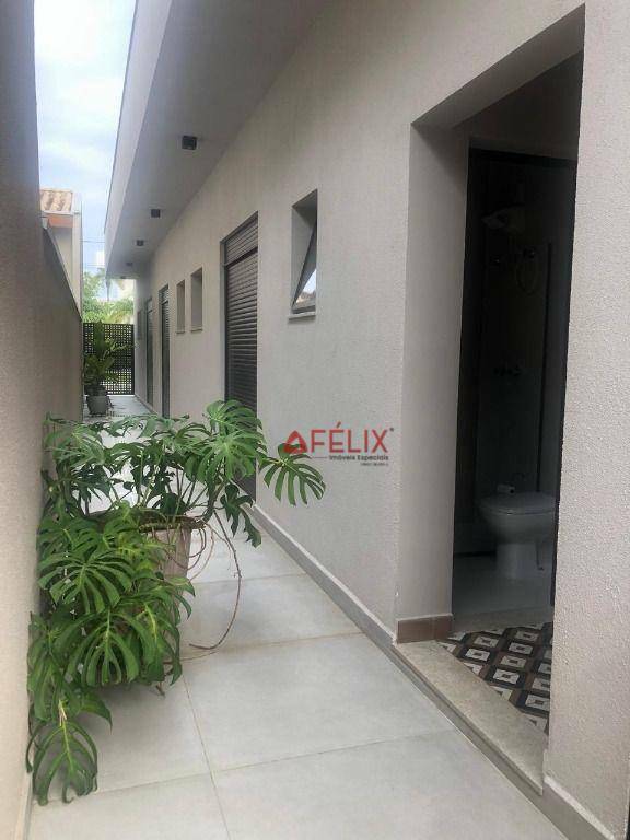 Casa de Condomínio à venda com 3 quartos, 240m² - Foto 12