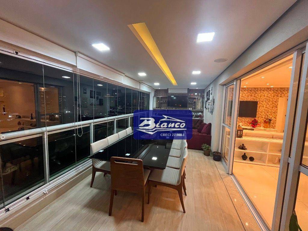 Apartamento à venda com 3 quartos, 168m² - Foto 11