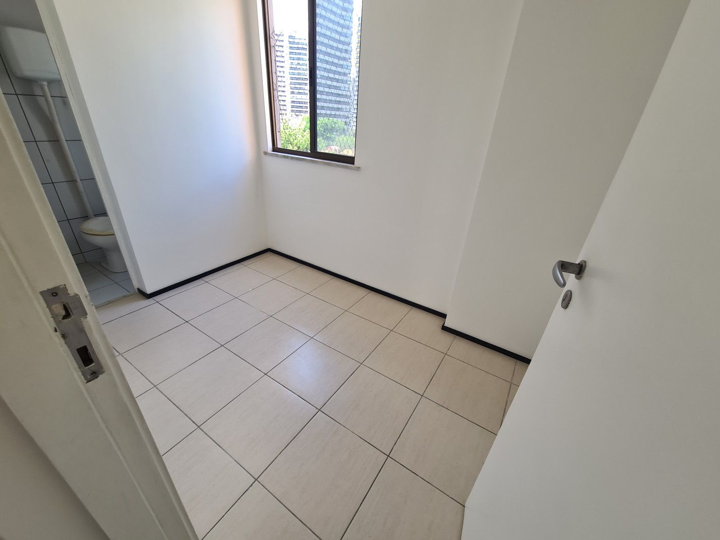 Apartamento para alugar com 2 quartos, 83m² - Foto 5