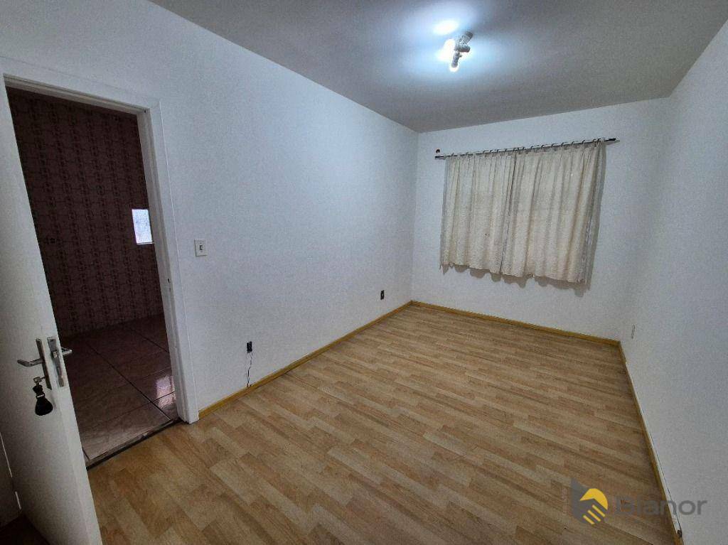 Casa à venda e aluguel com 3 quartos, 240m² - Foto 12