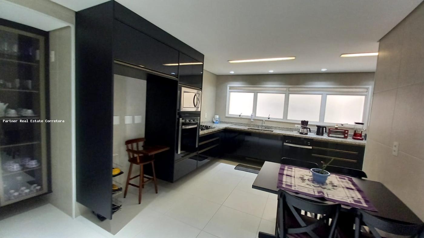 Apartamento à venda com 4 quartos, 243m² - Foto 15